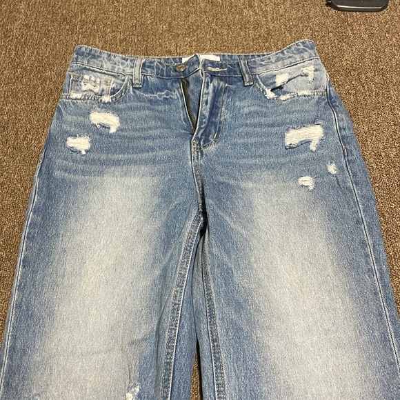 Vervet Blue distressed cropped jeans in size 27 - Picture 4 of 9